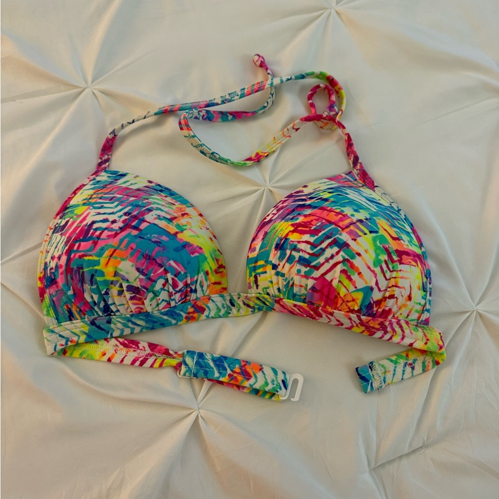 Venus Bikini Top D